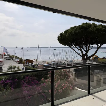 Stunning 2br With Terrace - Sea View - Palm Cannes